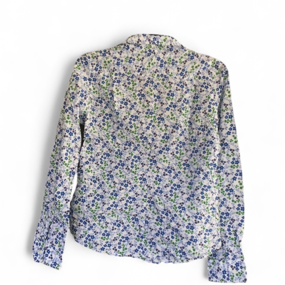 Frank & Eileen Blue and White Berry Crinkle Cotton Floral Button Down Shirt - Picture 6 of 8